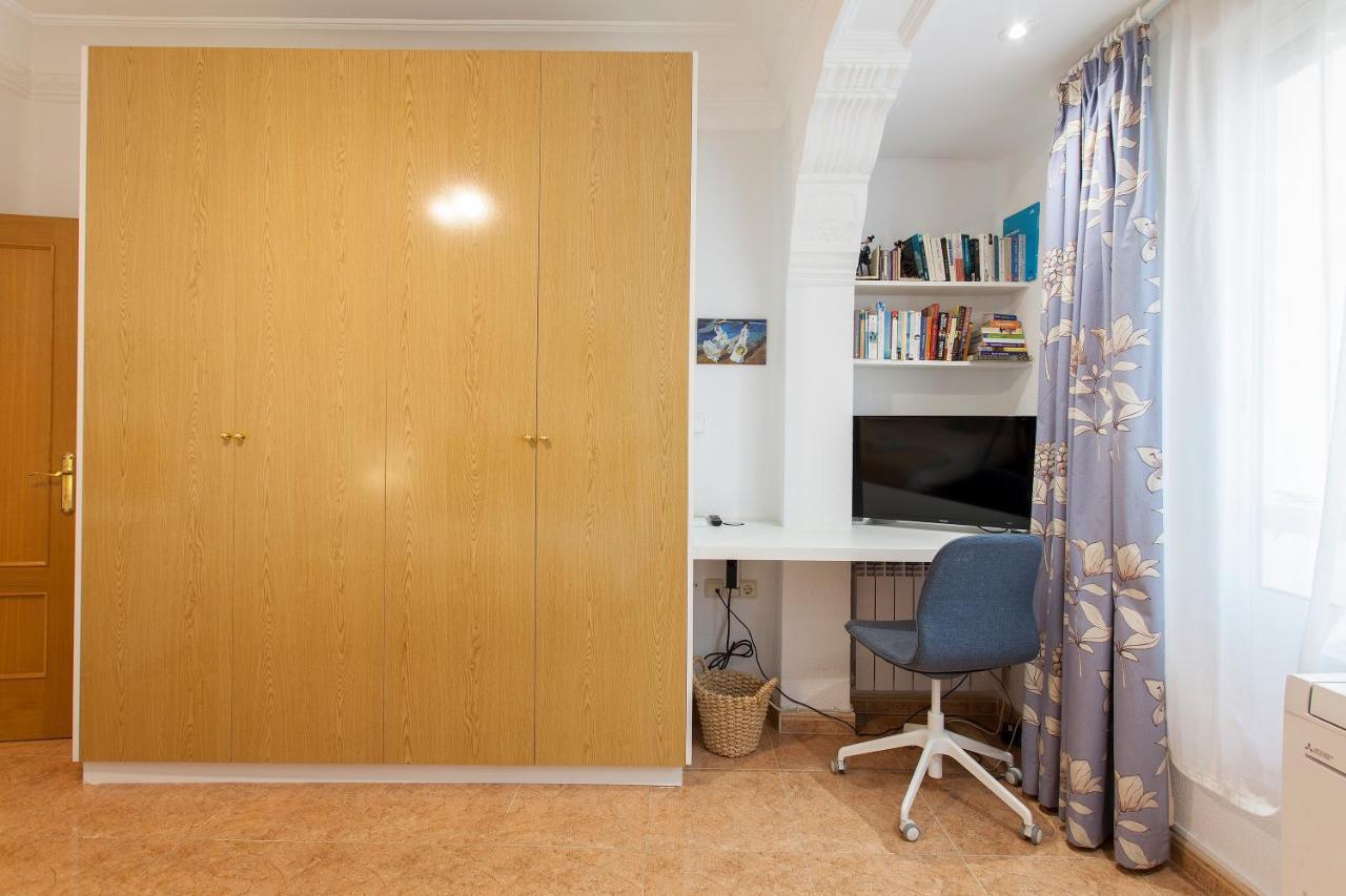 Apartment Near The Marina, Valensiya Dış mekan fotoğraf